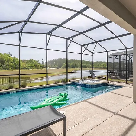 Stunning Game Room & Pool Jacuzzi Storey Lake 2799